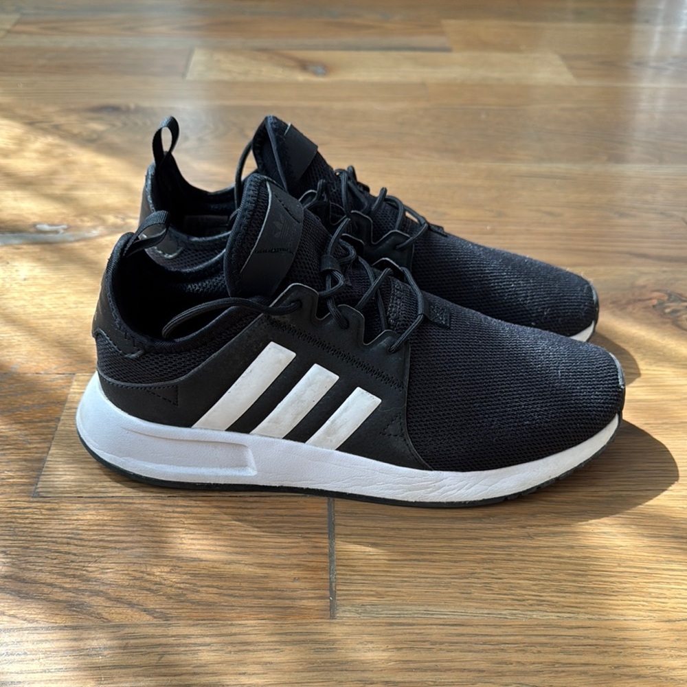 Adidas - Picture 3 of 9